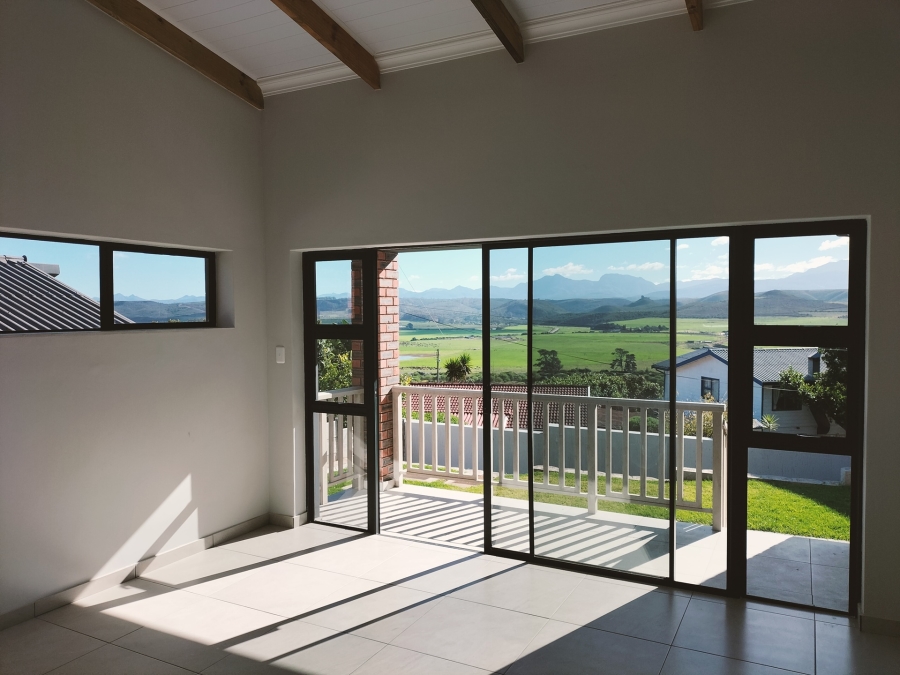 3 Bedroom Property for Sale in Fraaiuitsig Western Cape